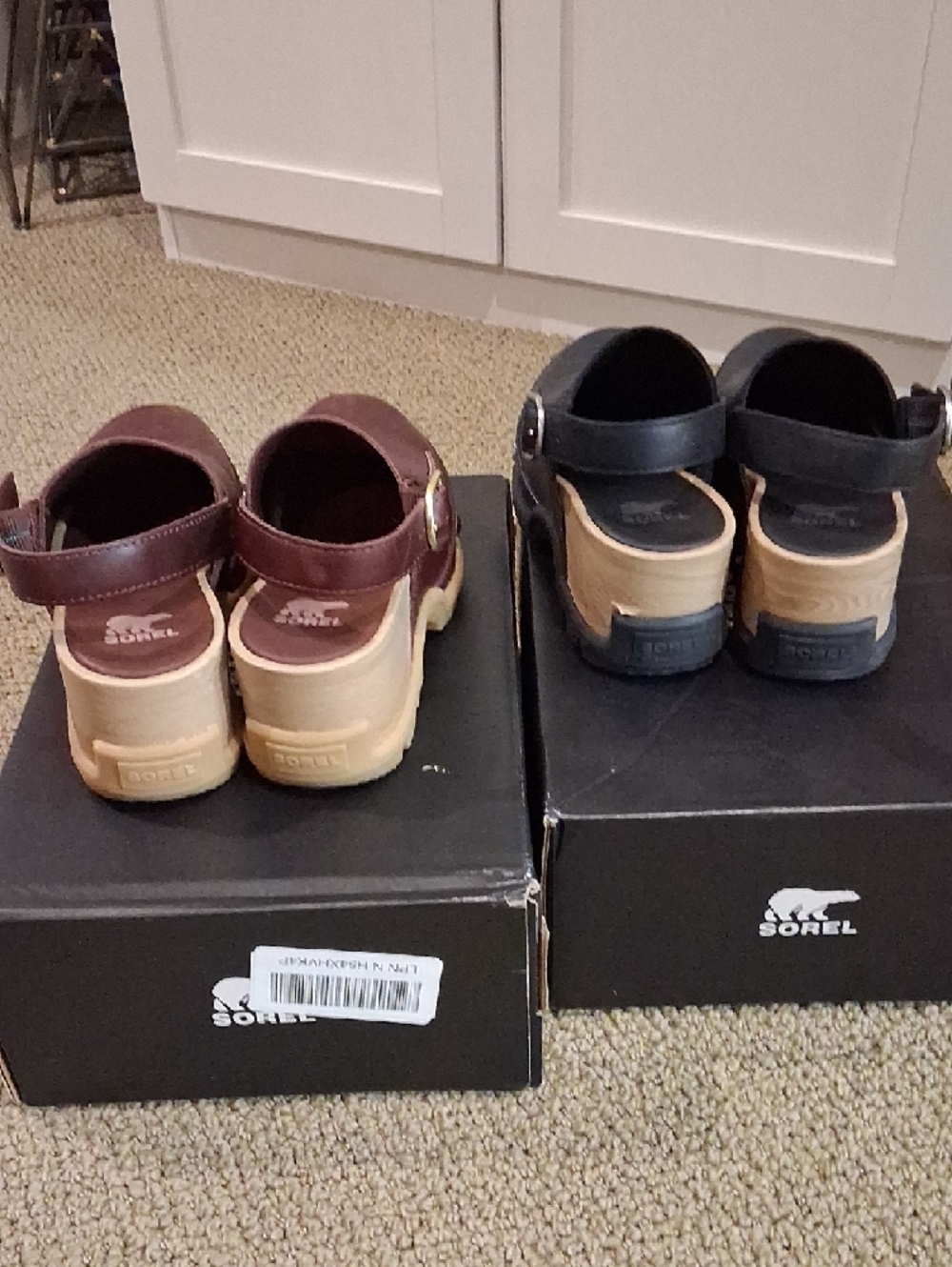 2 Pairs Sorel Roam N Slingback Clogs in Black and Burgundy - Picture 10 of 10